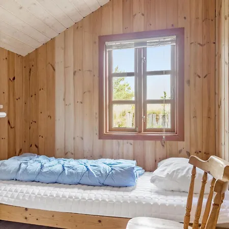 5 Bedroom Beautiful In Ferienhaus